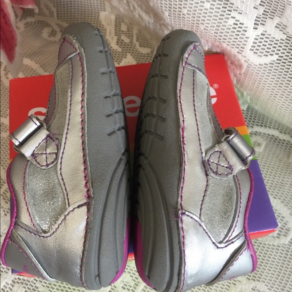 Stride Rite Gabrielle Toddler Girls' Shoes in box - Picture 3 of 6